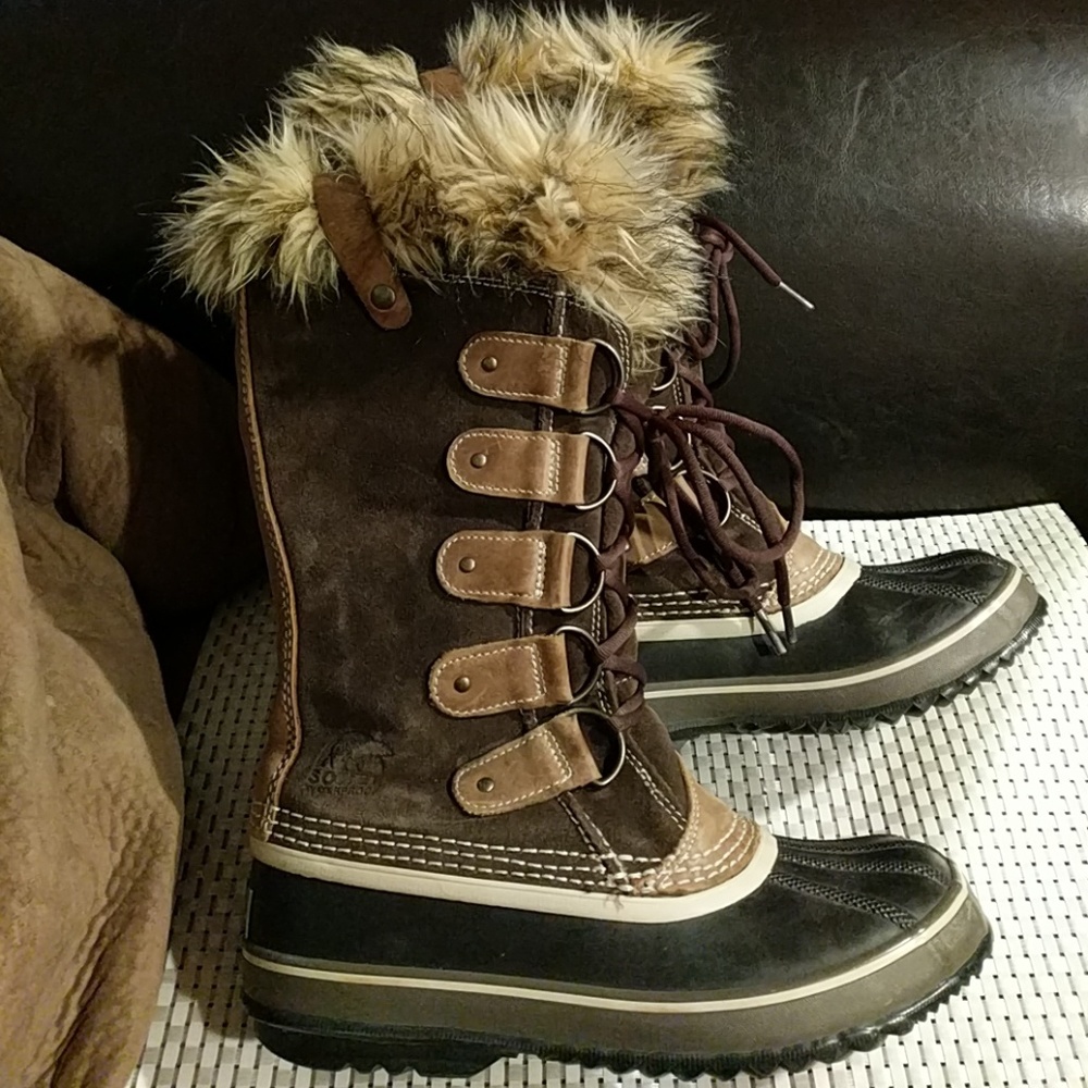 EUC Sorel Joan of Arctic Boots